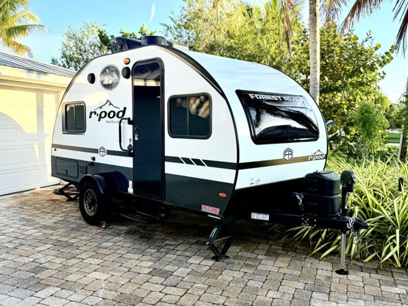 Photo Roulote Rpode 171 2025 17' Forest River R-POD 171 Hood River Edition For Sale In Sanibel ...
